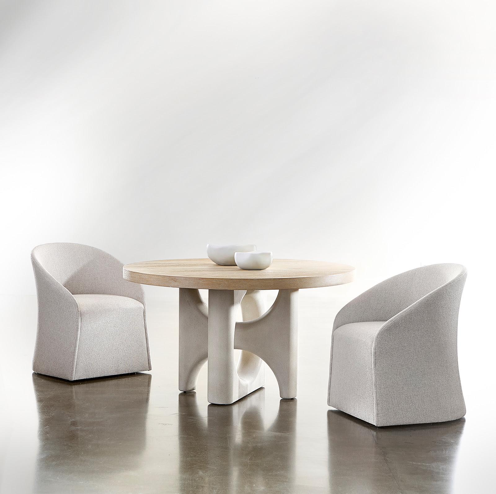 Antibes Dining Table | Regina Andrew Detroit